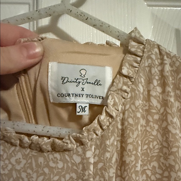 Dainty Jewells x Courtney Toliver  Floral Long Sleeve Dress - Picture 2 of 4